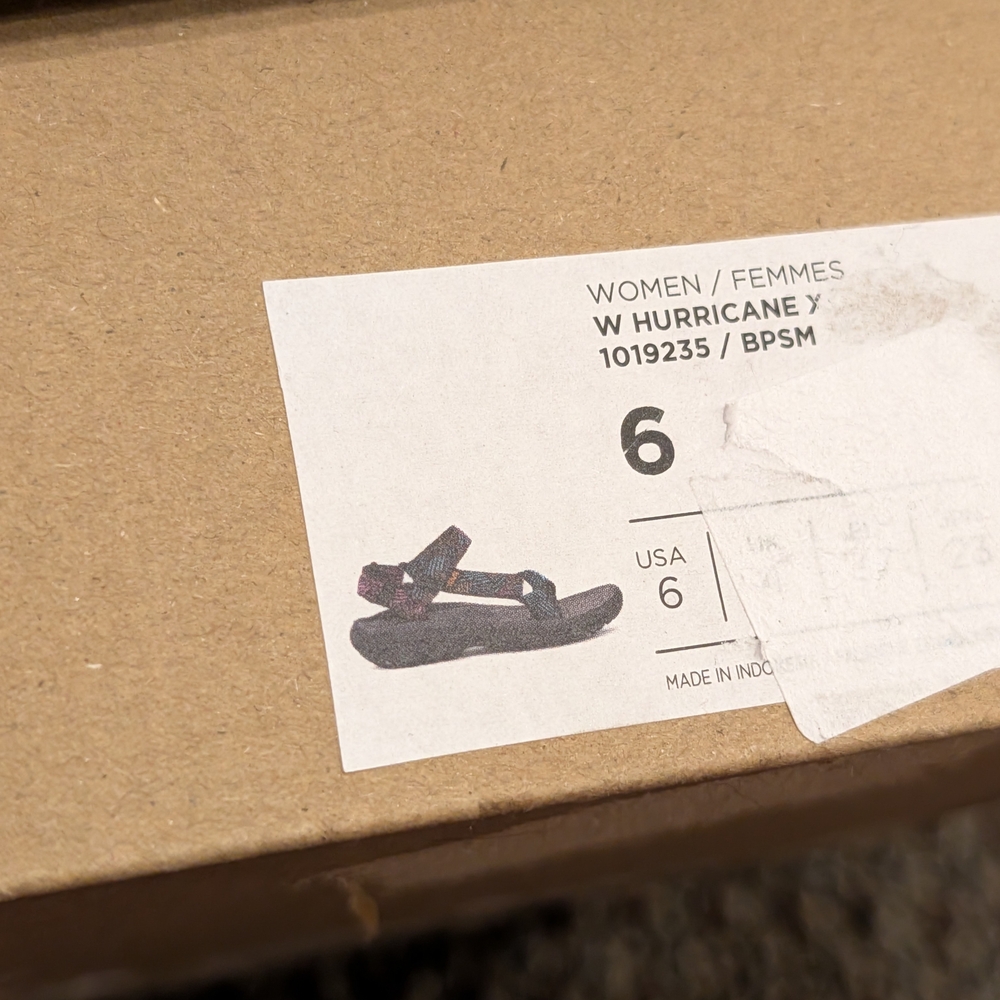 New!! Teva Women's Hurricane Multicolor Strappy Sandals - Size 6 - Picture 10 of 10